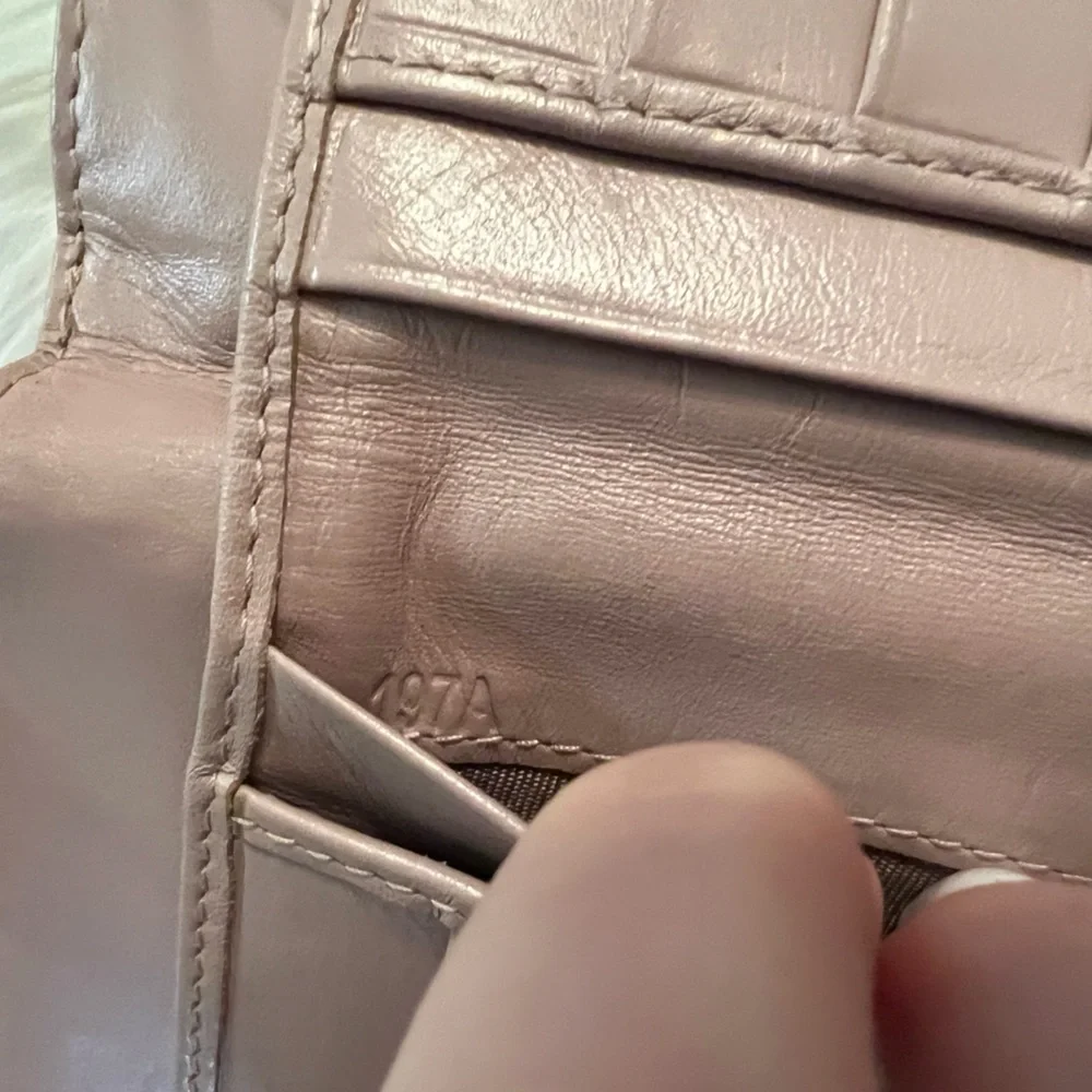 🎉HP🎉 Miu Miu Wallet